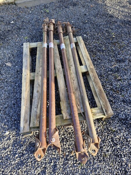 4x M&Uuml;BA Schr&auml;gst&uuml;tze Gr. 1, gebraucht L&auml;nge 1,80 - 3,00 m, lackiert I Bauschr&auml;gst&uuml;tze Betonschr&auml;gst&uuml;tze